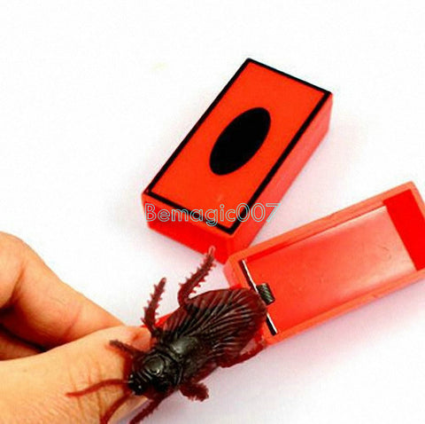2 pcs/lot Jumping Cockroach - Close Up Magic - Bemagic
