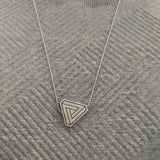Gravity Art Pendant - Close Up Magic-- New Arrival