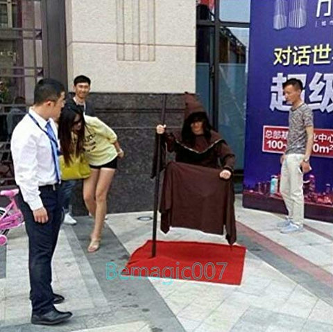Illusions Magic Tricks Street Artist Levitation